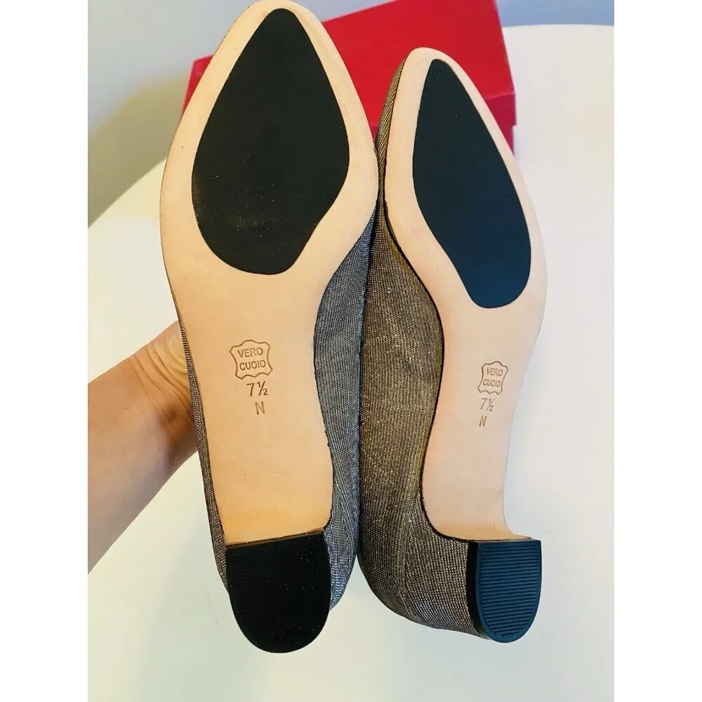 NIB Vaneli Astyr Platinum Nizza Women's 7.5 N Almond Toe Pumps Shoes